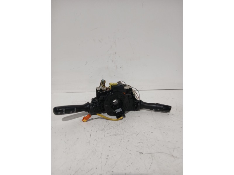 Recambio de mando multifuncion para peugeot 107 (pm_, pn_) 1.4 hdi referencia OEM IAM 62395A  