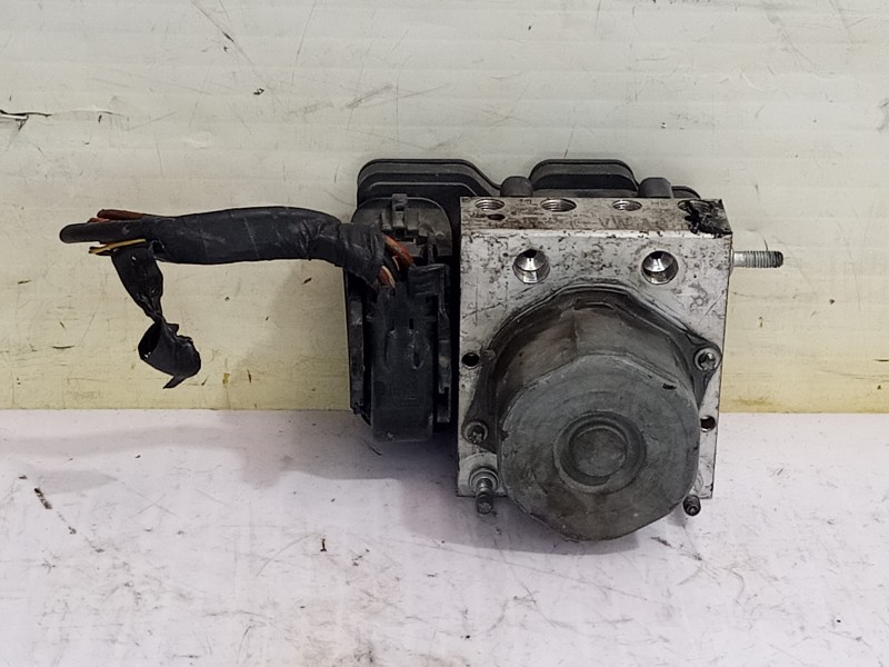 Recambio de abs para skoda fabia (5j2 ) family referencia OEM IAM 6R0614517AK  
