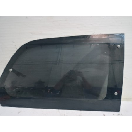 Recambio de luna custodia trasera derecha para kia carnival ii 2.9 crdi lx referencia OEM IAM 43R00108  