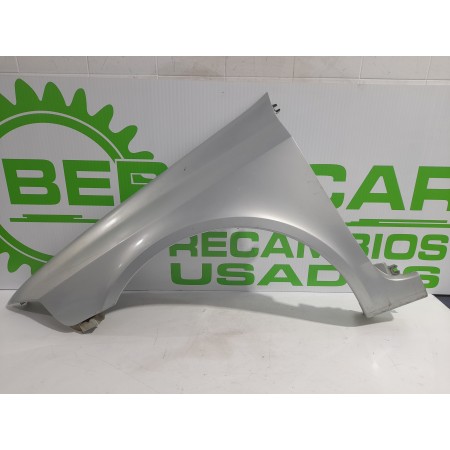 Recambio de aleta delantera izquierda para renault laguna ii (bg0) 1.6 referencia OEM IAM 8200295803  