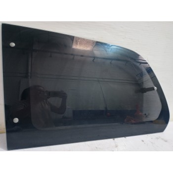 Recambio de luna custodia trasera izquierda para kia carnival ii 2.9 crdi lx referencia OEM IAM 43R00108  