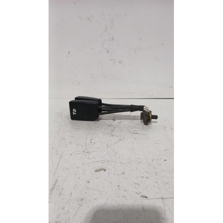 Recambio de enganche cinturon trasero derecho para seat arosa (6h1) 1.4 tdi referencia OEM IAM 6X0857488  