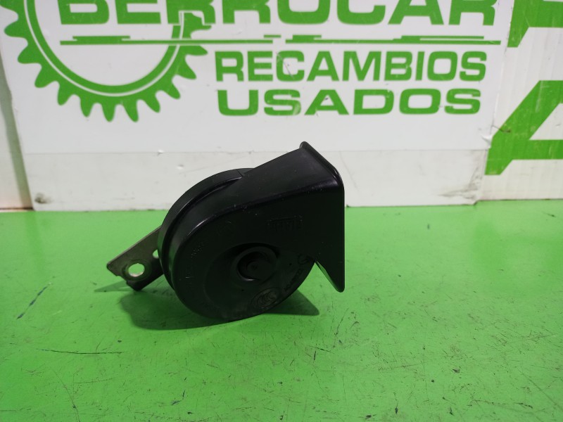 Recambio de claxon para renault laguna grandtour iii renault laguna iii grandtour referencia OEM IAM E30055306  
