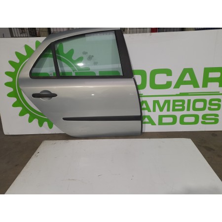 Recambio de puerta trasera derecha para renault laguna ii (bg0) 1.6 referencia OEM IAM 7751472441  
