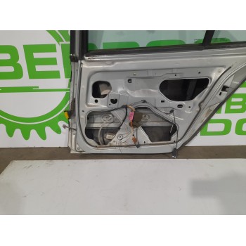 Recambio de puerta trasera derecha para renault laguna ii (bg0) 1.6 referencia OEM IAM 7751472441  