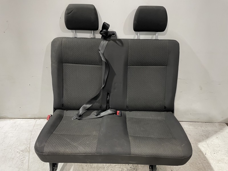 Recambio de asientos trasero izquierdo para volkswagen transporter t6 t6 caravelle trendline referencia OEM IAM 7E0883046T  