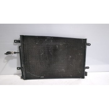 CONDENSADOR / RADIADOR AIRE ACONDICIONADO 8E0260401 