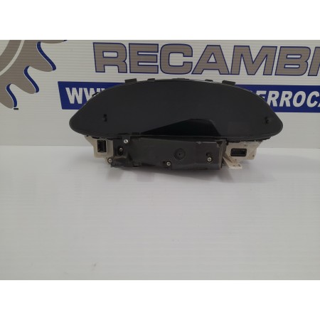 Recambio de cuadro instrumentos para toyota yaris referencia OEM IAM 838000D660D  