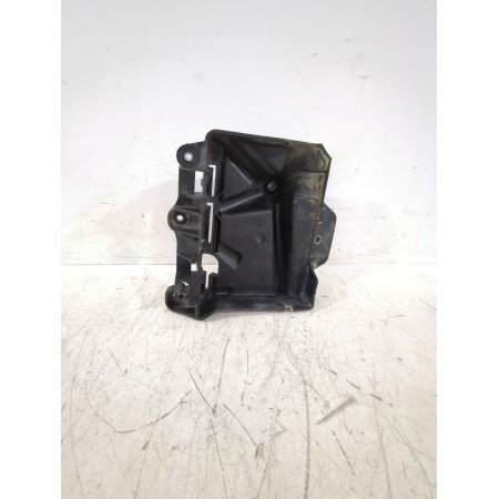 Recambio de soporte bateria para skoda fabia ii combi (545) 1.2 tsi referencia OEM IAM 6R0915331  