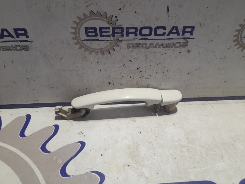 Recambio de soporte maneta exterior trasera izquierda para volkswagen polo (9n1) 1.2 referencia OEM IAM 3B0837207  