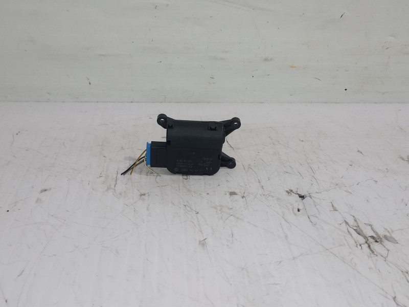 Recambio de motor apertura trampilla para volkswagen passat lim. (362) advance bluemotion referencia OEM IAM 3C0907511A  