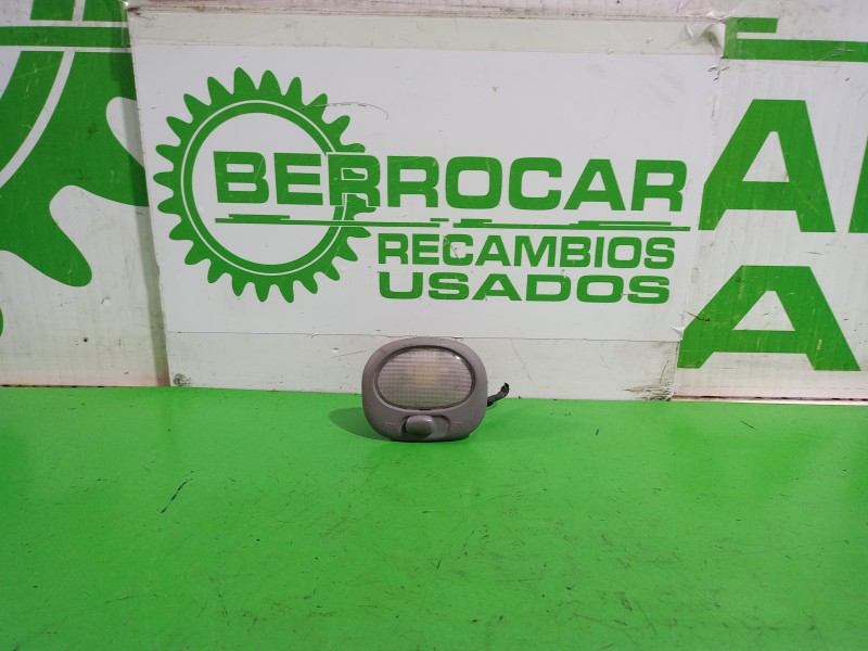 Recambio de luz interior para kia sorento i (jc) 2.5 crdi referencia OEM IAM 9262029610  