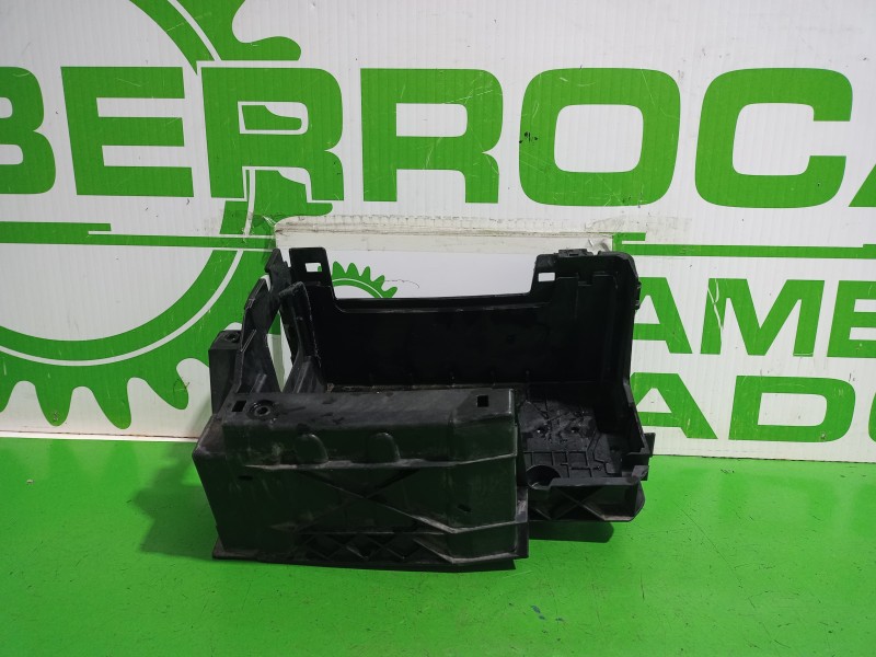 Recambio de soporte bateria para renault laguna grandtour iii renault laguna iii grandtour referencia OEM IAM 244460009R  