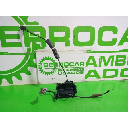 Recambio de cerradura puerta trasera izquierda para renault scenic iii xmod bose referencia OEM IAM 825030004R  
