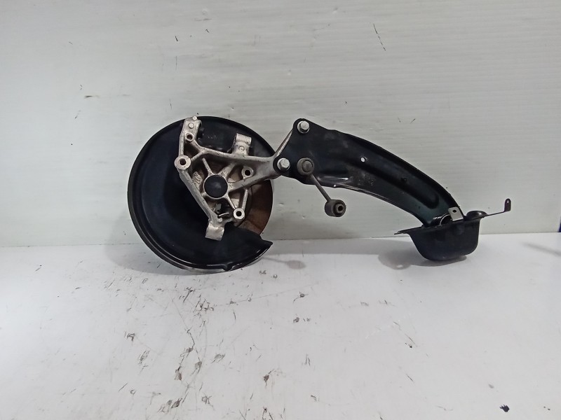 Recambio de mangueta trasera derecha para volkswagen passat lim. (362) advance bluemotion referencia OEM IAM 3C0505225B  