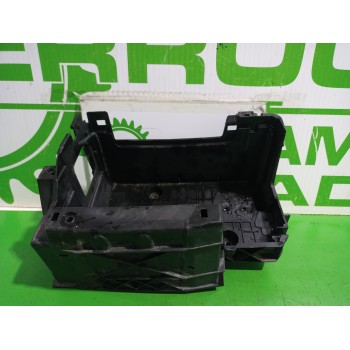 Recambio de soporte bateria para renault laguna grandtour iii renault laguna iii grandtour referencia OEM IAM 244460009R  