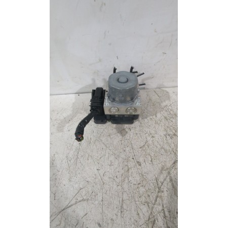 Recambio de abs para suzuki sx4 s-cross (jy) 1.4 t allgrip (akk 414) referencia OEM IAM 5611061M81000  