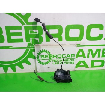 CERRADURA PUERTA TRASERA DERECHA 825020004R 