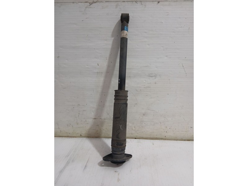 Recambio de amortiguador trasero izquierdo para nissan micra v (k14) 1.5 dci referencia OEM IAM E62105FD0A  