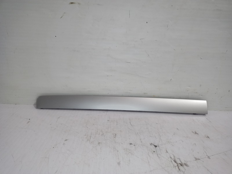 Recambio de moldura para volkswagen passat lim. (362) advance bluemotion referencia OEM IAM 3AB857212  