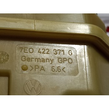 Recambio de deposito servo para volkswagen transporter t6 t6 caravelle trendline referencia OEM IAM 7E0422371G  