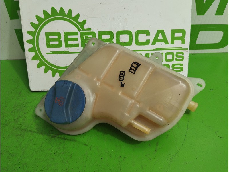 Recambio de deposito expansion para volkswagen passat berlina (3b3) 1.6 referencia OEM IAM 8D0121403L  