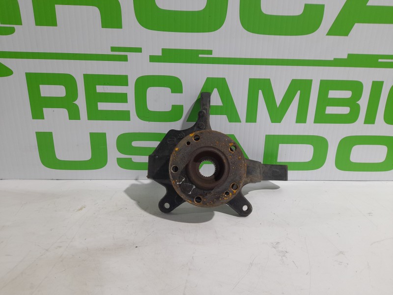 Recambio de mangueta delantera derecha para renault laguna ii (bg0) 1.6 referencia OEM IAM 8200322078  