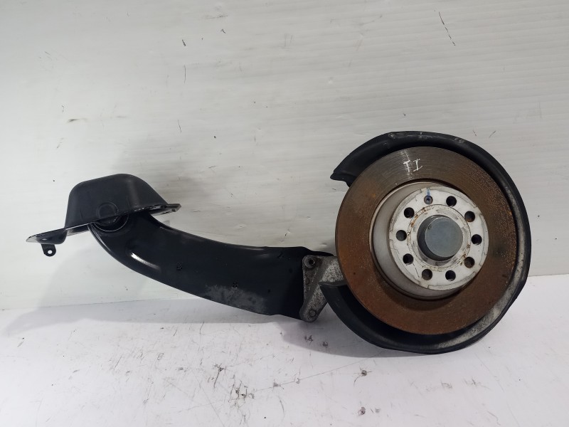 Recambio de mangueta trasera izquierda para volkswagen passat lim. (362) advance bluemotion referencia OEM IAM 3C0505225B  