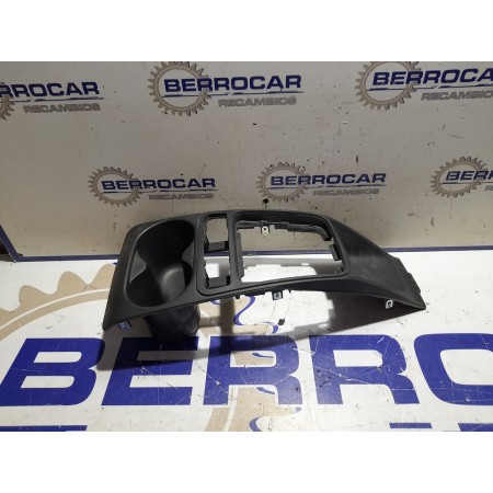 Recambio de consola central para seat ibiza (6p1) 1.0 tsi referencia OEM IAM 6P0858329A  