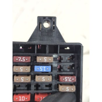 Recambio de caja reles / fusibles para skoda fabia ii combi (545) 1.2 tsi referencia OEM IAM 63598004  