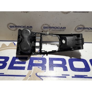 Recambio de consola central para seat ibiza (6p1) 1.0 tsi referencia OEM IAM 6P0858329A  