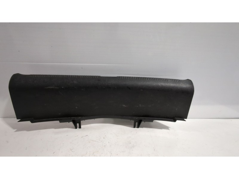 Recambio de moldura maletero para seat exeo (3r2) 1.8 tsi referencia OEM IAM 8E5863471D  
