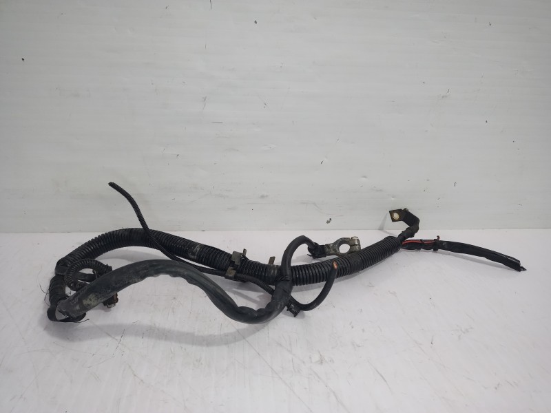 Recambio de borna postiva para seat ibiza (6k1) stella referencia OEM IAM 6K0971228CC  