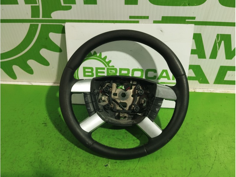 Recambio de volante para ford focus berlina (cap) 1.6 16v cat referencia OEM IAM 4M513600C  