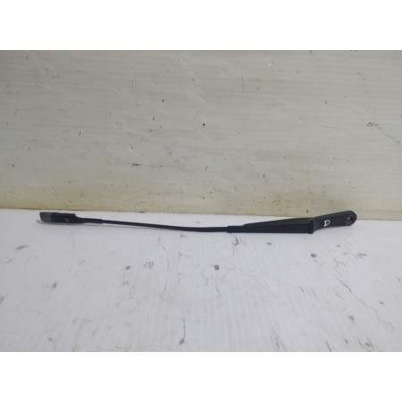 Recambio de brazo limpia delantero derecho para volkswagen transporter t6 t6 caravelle trendline referencia OEM IAM 7E1955410D  