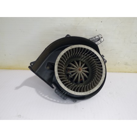 Recambio de motor calefaccion para skoda fabia (5j2 ) family referencia OEM IAM 6Q1819015J  