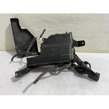 Recambio de caja reles / fusibles para toyota prius (nhw20) basis referencia OEM IAM 5525YA1  