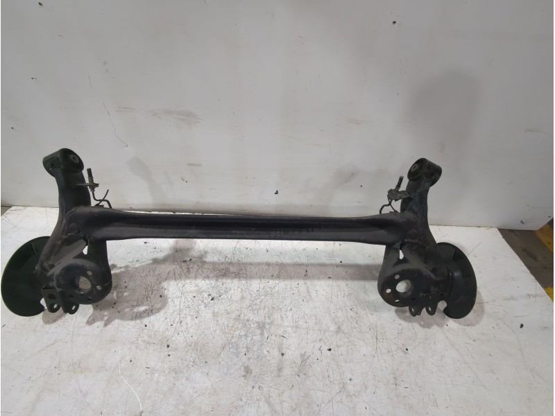 Recambio de puente trasero para toyota auris (_e15_) 1.33 dual-vvti (nre150_) referencia OEM IAM 4210102260  