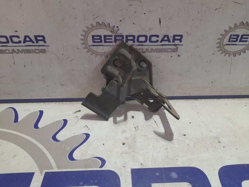 Recambio de tirador capot para volkswagen polo (9n1) 1.2 referencia OEM IAM 6Q0823480B  