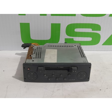 Recambio de sistema audio / radio cd para renault laguna ii (bg0) 1.6 referencia OEM IAM 8200247961  