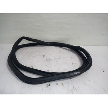 Recambio de goma contorno para volkswagen passat lim. (362) advance bluemotion referencia OEM IAM 3C4867911B  