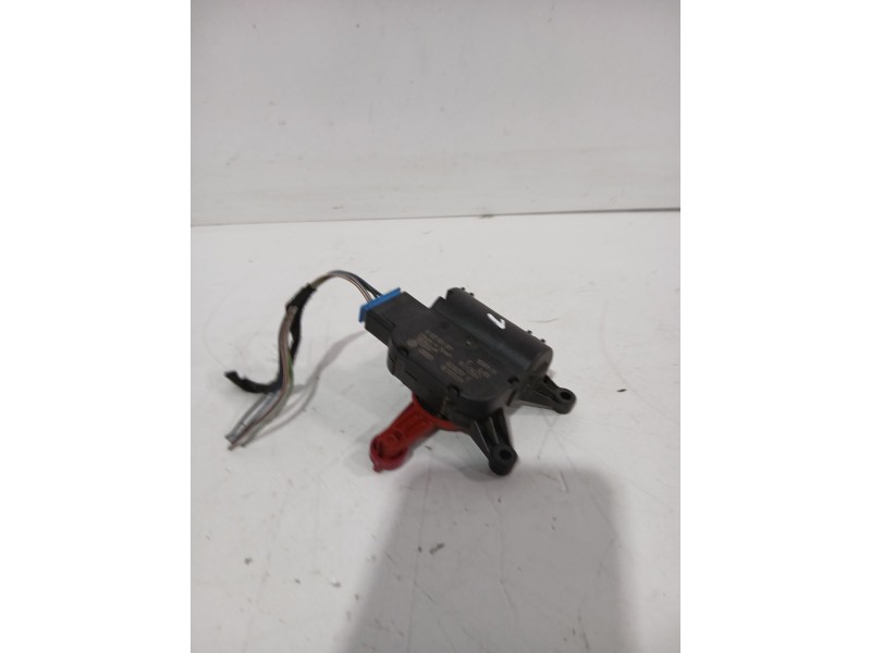 Recambio de motor apertura trampilla para seat exeo (3r2) 1.8 tsi referencia OEM IAM 8E1820511  