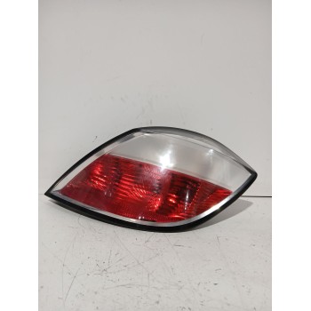 Recambio de piloto trasero derecho para opel astra h (a04) 1.7 cdti (l48) referencia OEM IAM 24451837  