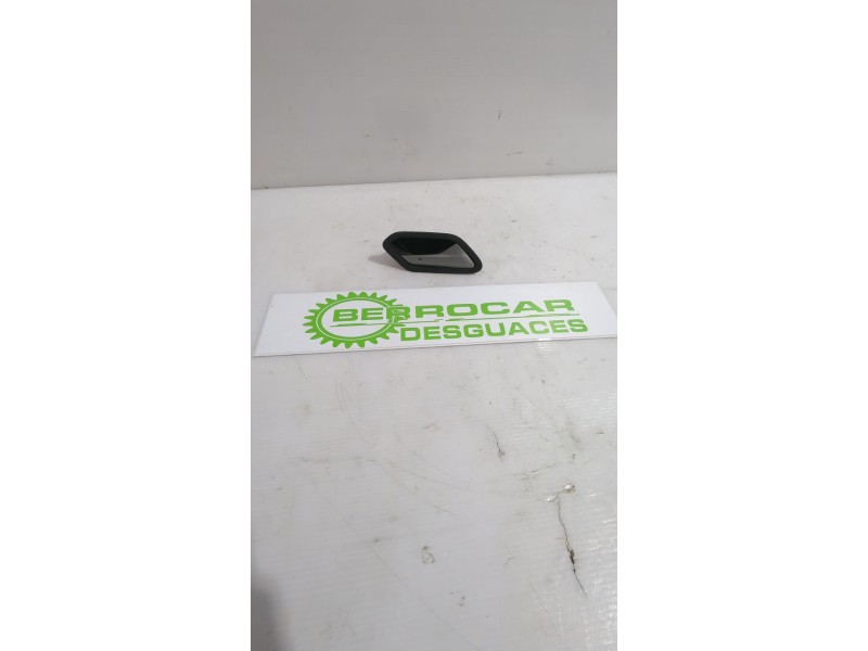 Recambio de maneta interior delantera derecha para dacia duster (hm_) 1.0 tce 90 referencia OEM IAM 826725556R  