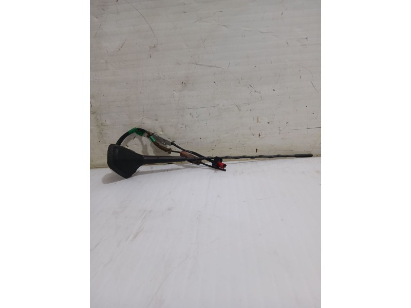 Recambio de antena para nissan micra v (k14) 1.5 dci referencia OEM IAM E3033032  
