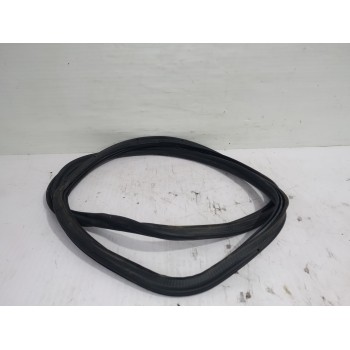 Recambio de goma contorno para volkswagen passat lim. (362) advance bluemotion referencia OEM IAM 3C4867911B  