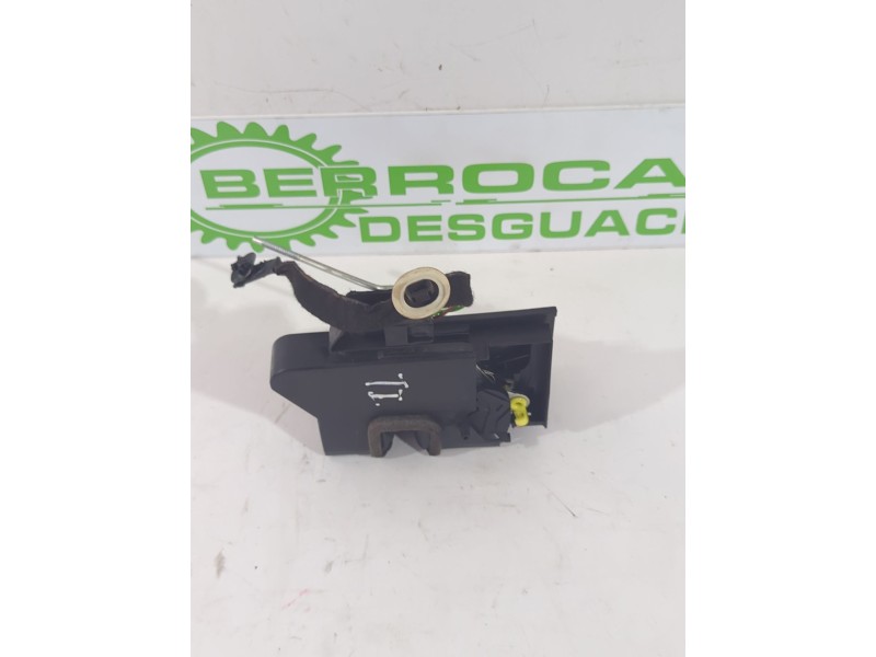 Recambio de cerradura puerta trasera izquierda para dacia duster (hm_) 1.0 tce 90 referencia OEM IAM 825031773R  