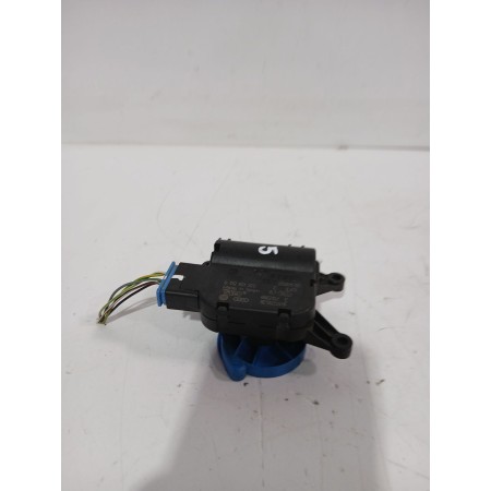 Recambio de motor apertura trampilla para seat exeo (3r2) 1.8 tsi referencia OEM IAM 8E1820511  