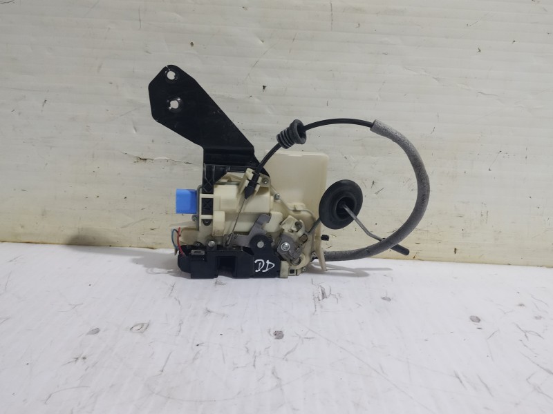 Recambio de cerradura puerta delantera derecha para volkswagen transporter t6 t6 caravelle trendline referencia OEM IAM 7H083786