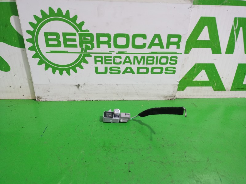 Recambio de sensor para renault scenic iii xmod bose referencia OEM IAM 988312833R  